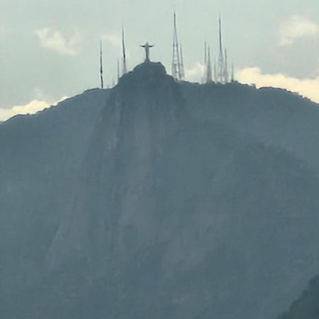 Suite Em Casa Familiar Da Mirian Niteroi Bagian luar foto