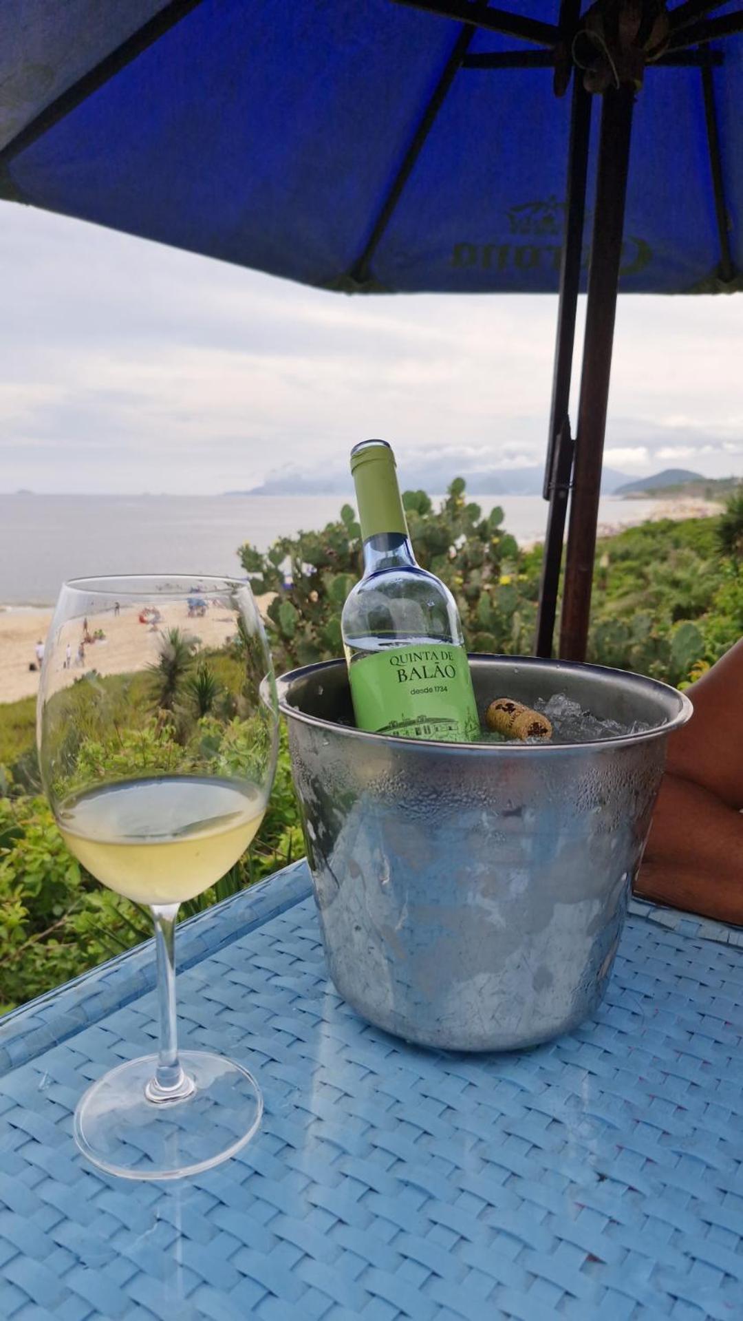 Suite Em Casa Familiar Da Mirian Niteroi Bagian luar foto