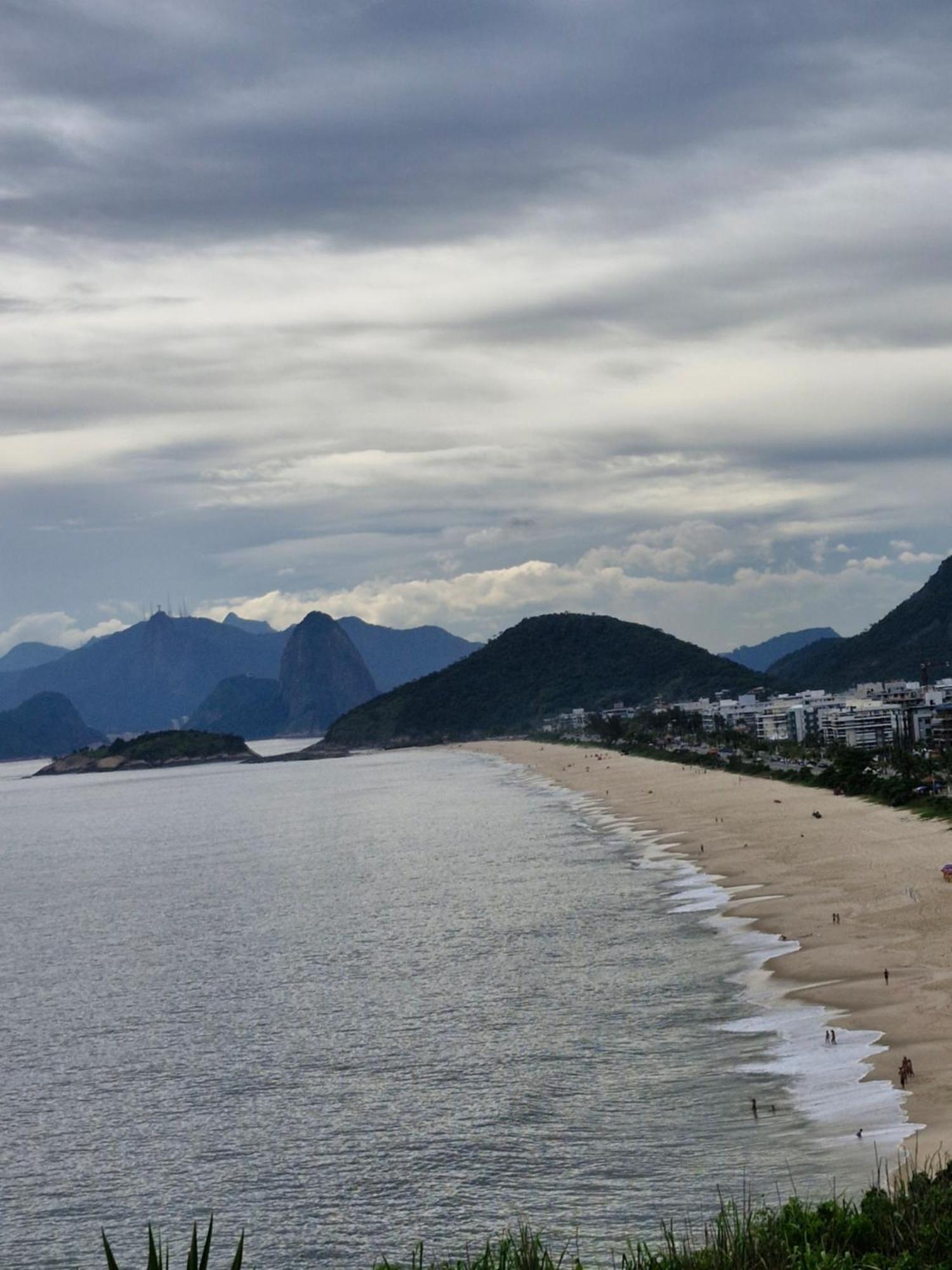 Suite Em Casa Familiar Da Mirian Niteroi Bagian luar foto